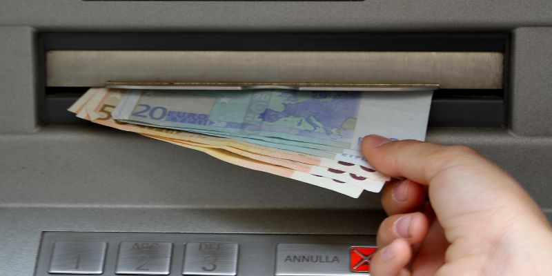 Quy trình rút tiền Hitclub nhanh chóng